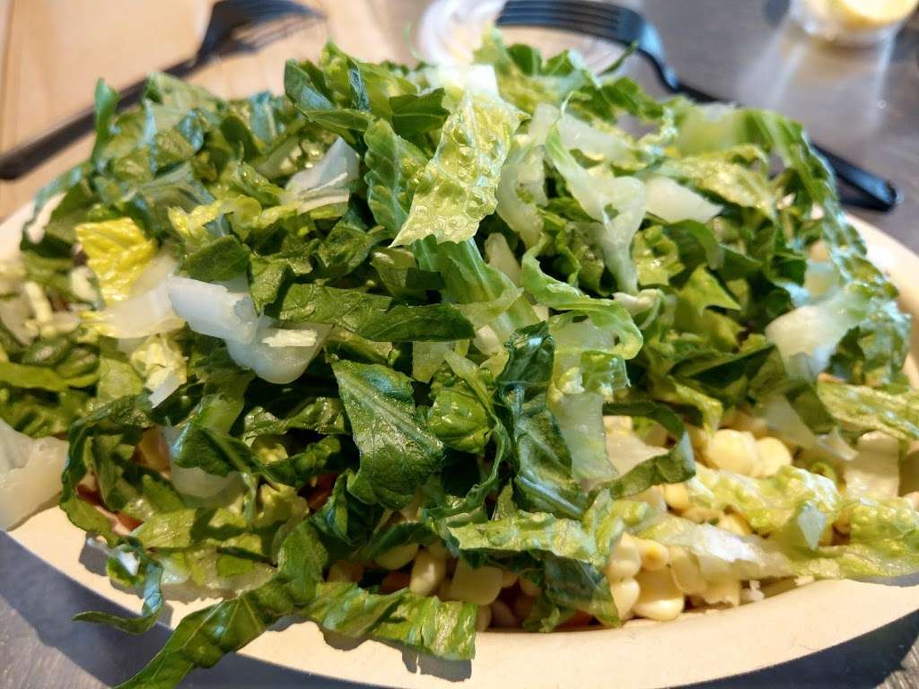 Chipotle Mexican Grill | 2590 High Point Pkwy, Barstow, CA 92311 | Phone: (760) 253-7480