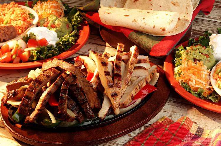 Julias Mexican Grill | 9502 N Sam Houston Pkwy E, Humble, TX 77396 | Phone: (281) 459-3388