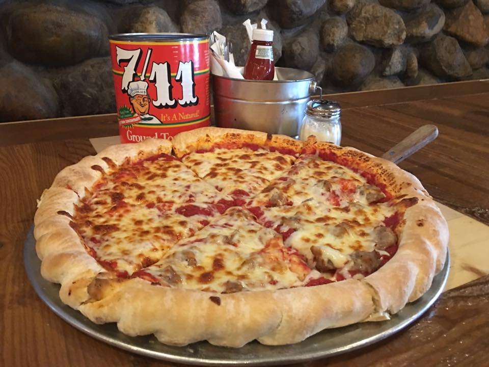 Taylor Street Pizza | 40 W. 301, IL-64, Wasco, IL 60183, USA | Phone: (630) 587-0123