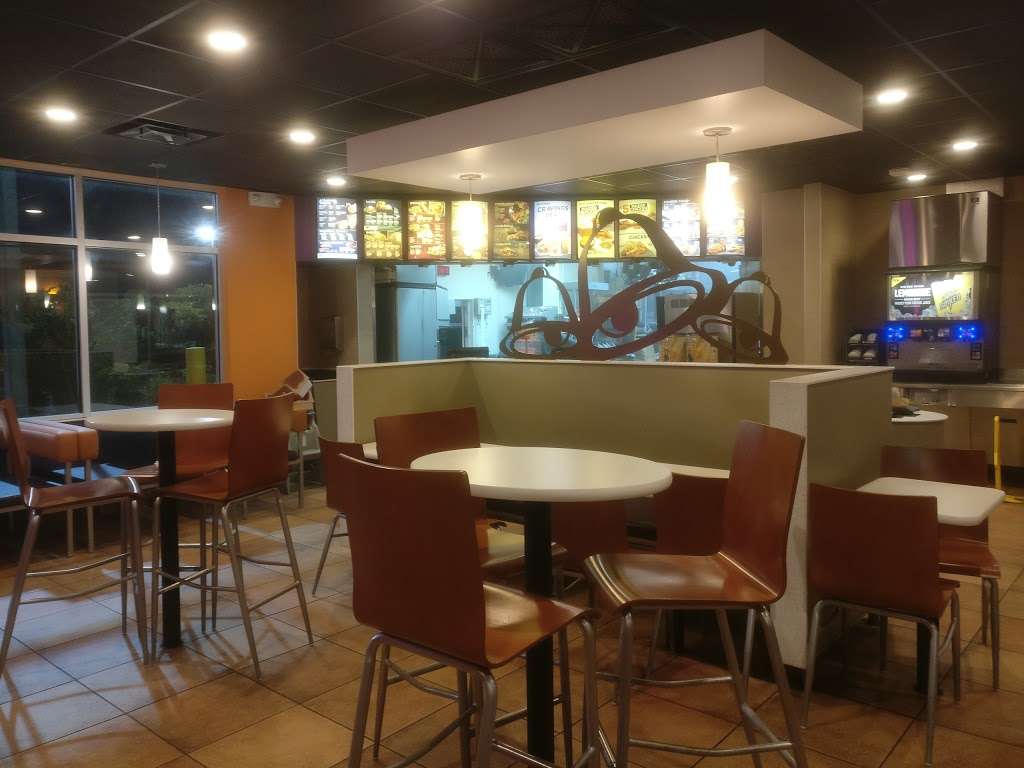 Taco Bell | 3343 Columbia Blvd, Titusville, FL 32780 | Phone: (321) 385-0997