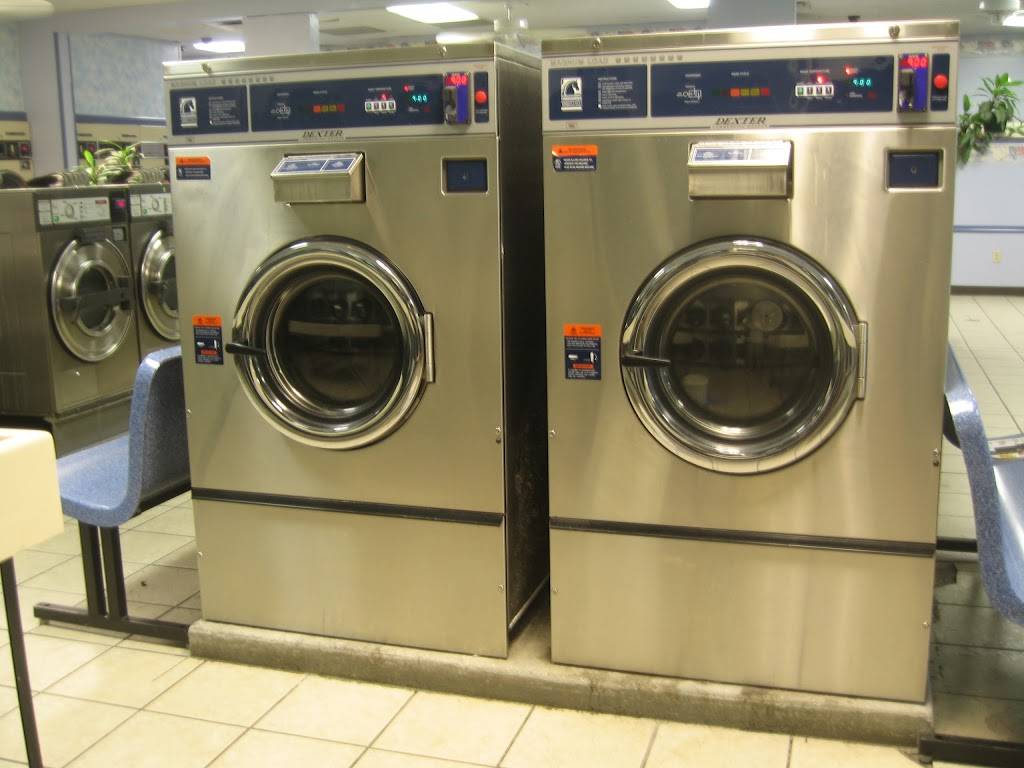 Laundry Room of Riverview | 10650 US-301 UNIT S, Riverview, FL 33578, USA | Phone: (813) 671-3910