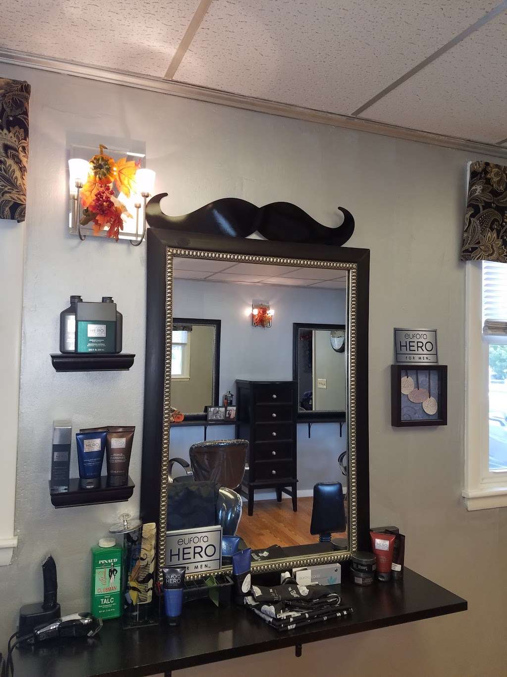 Mirrored Image Hair Design | 544 Salem St, Wakefield, MA 01880, USA | Phone: (781) 224-0123