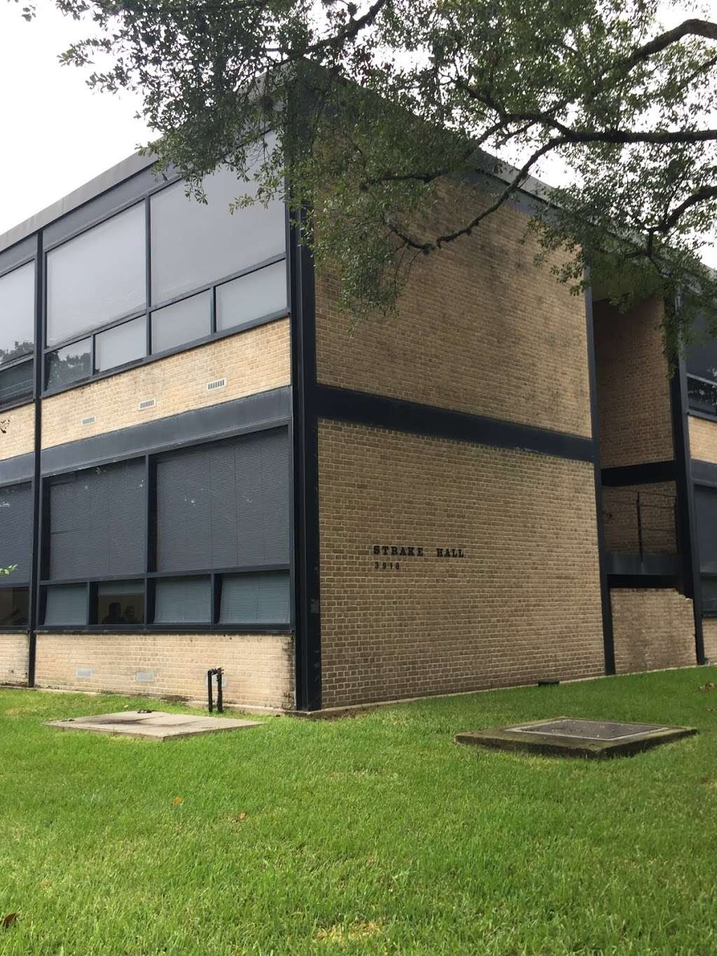 Strake Hall | 3918 Yoakum Blvd, Houston, TX 77006, USA