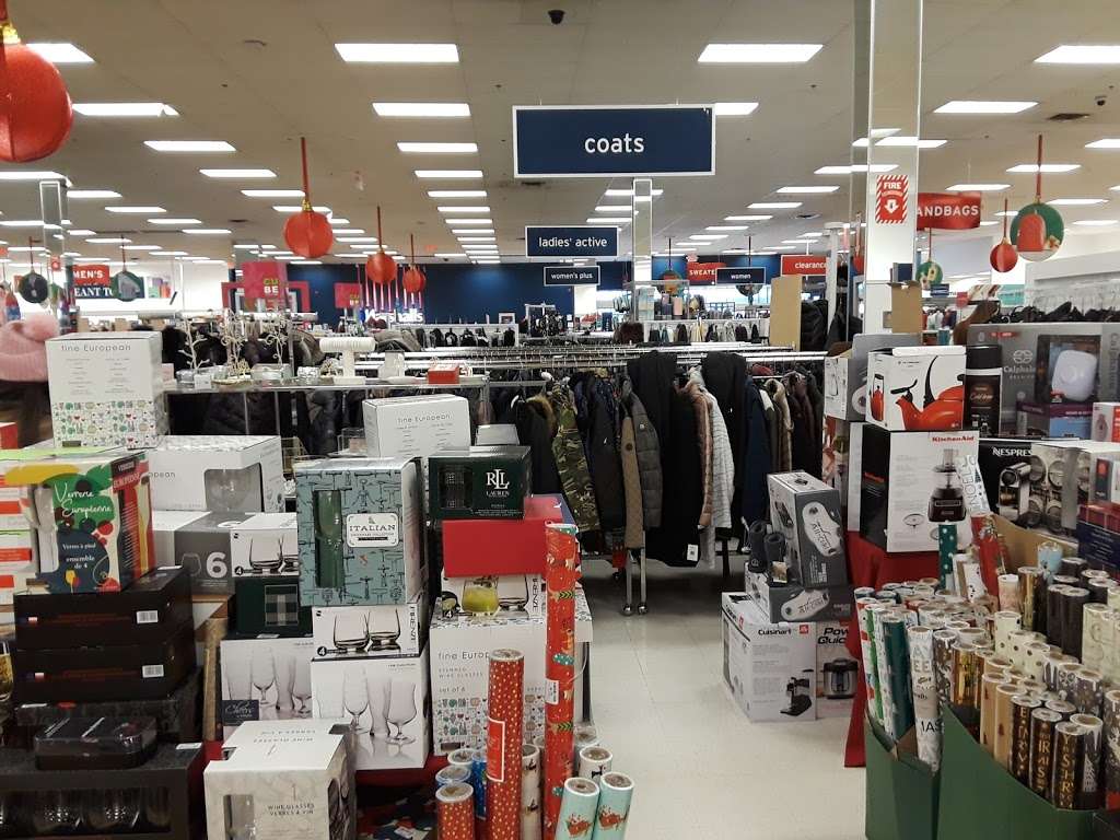 Marshalls | 8D Allstate Rd, Dorchester, MA 02125, USA | Phone: (617) 442-5050