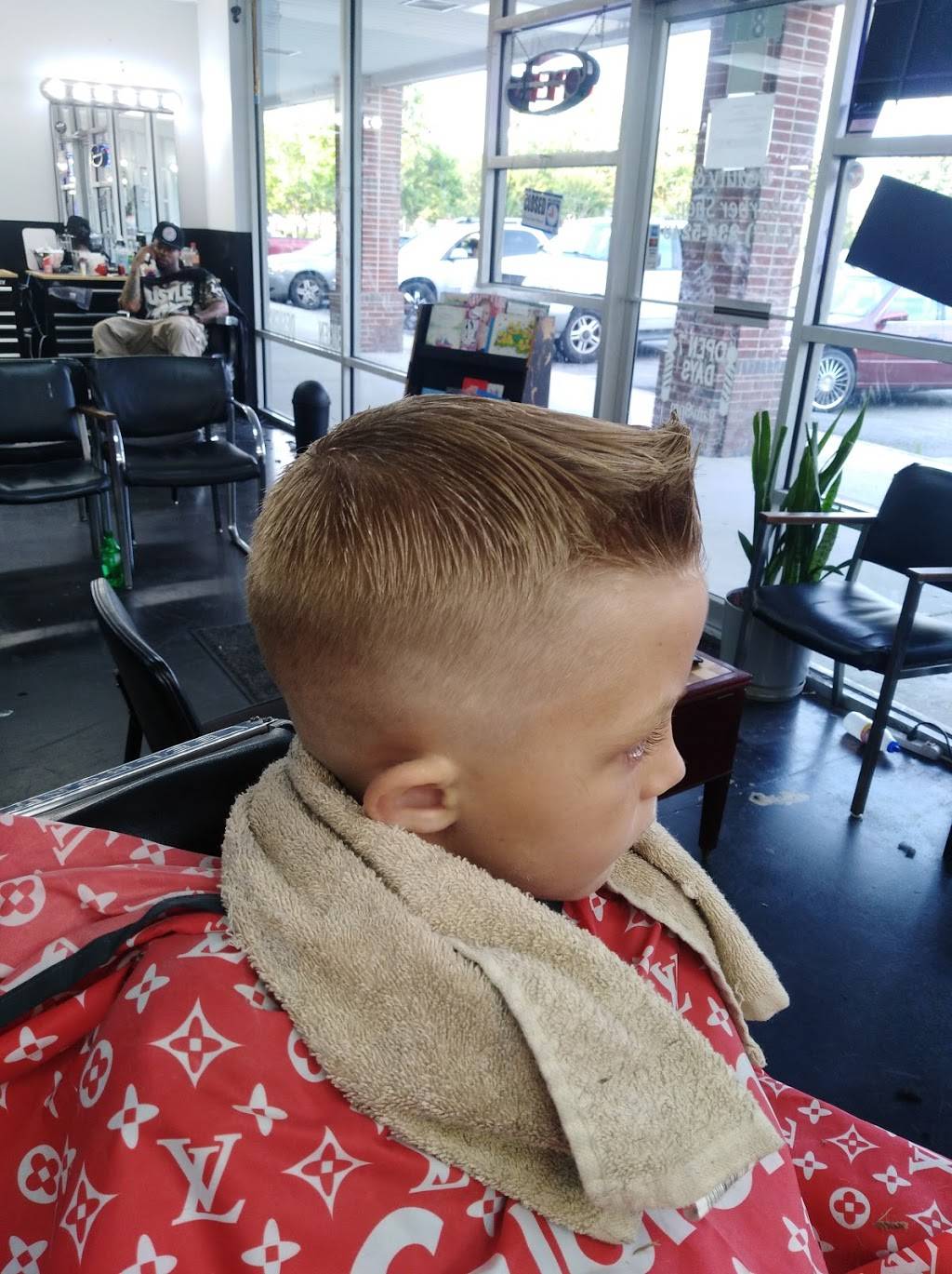 Topp Notchh barber shop/hair salon | 3829 Kecoughtan Rd, Hampton, VA 23669, USA | Phone: (757) 746-3212