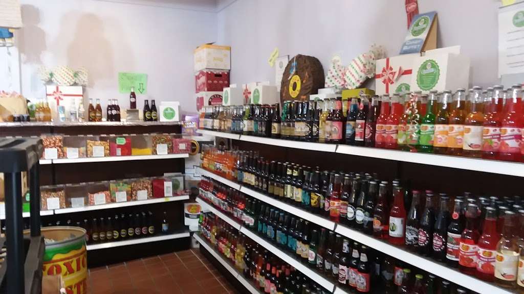 Periwinkles Soda Pop and Candy Shop | 115 E Washington St, Lebanon, IN 46052, USA | Phone: (765) 481-2035