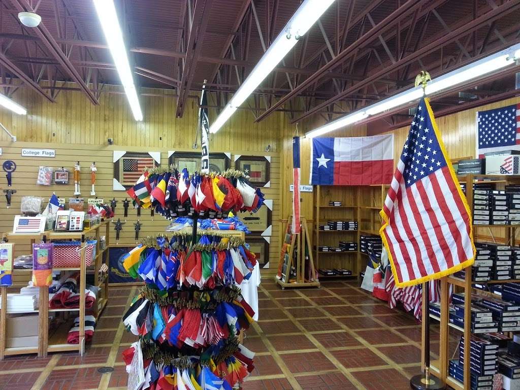 Dixie Flag & Banner Company | 1930 I-35, San Antonio, TX 78208 | Phone: (210) 227-5039