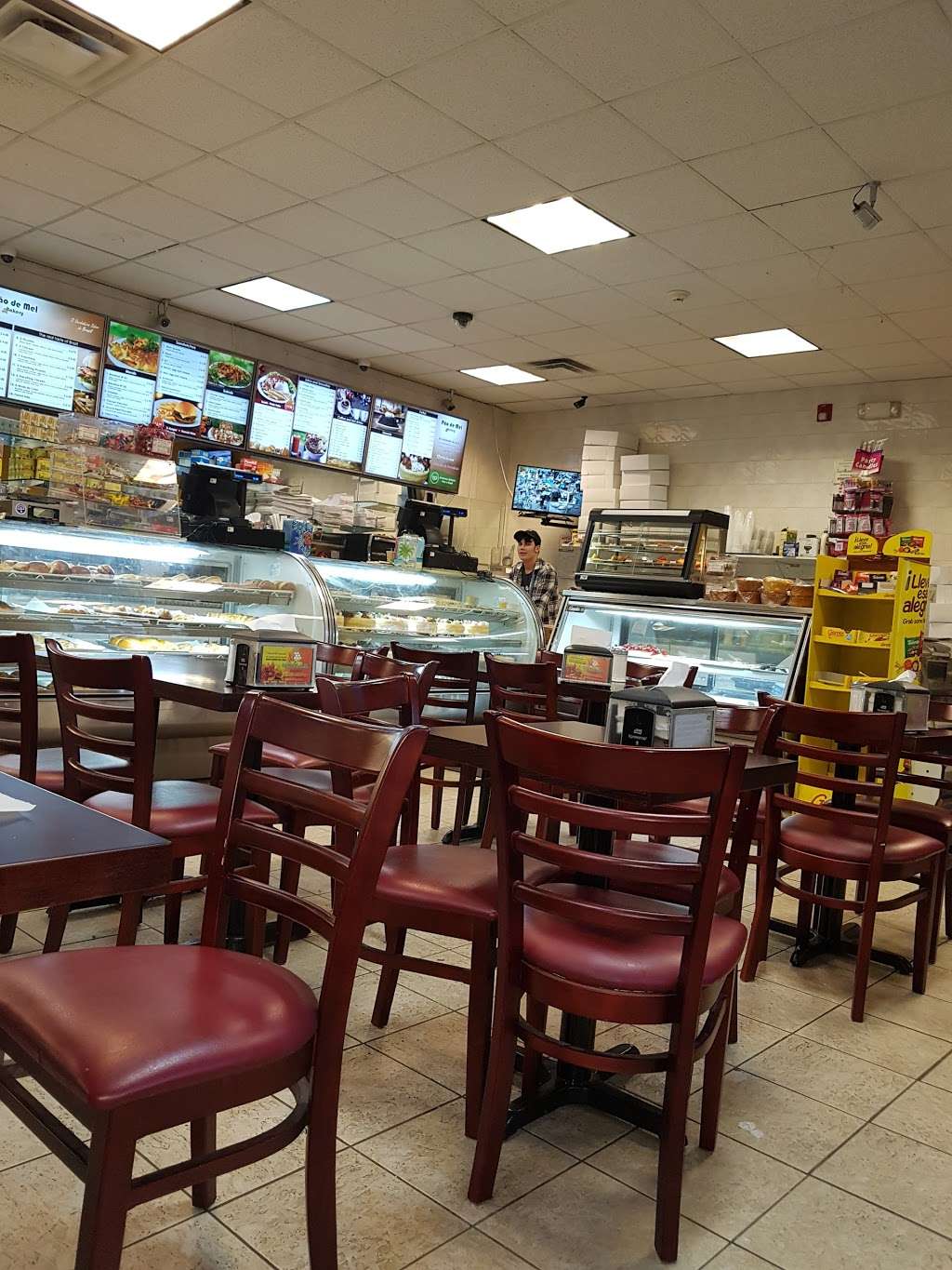 Pao De Mel Bakery | 1321 Liberty Ave, Hillside, NJ 07205 | Phone: (973) 926-2644