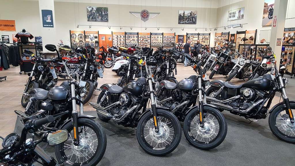 Simi Valley Harley-Davidson | 6190 Condor Dr, Moorpark, CA 93021, USA | Phone: (805) 552-9555