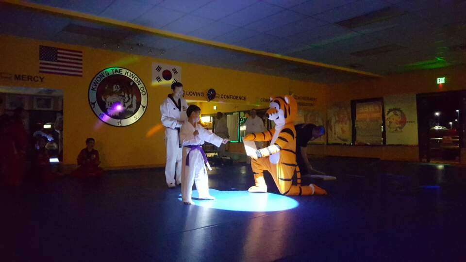 Kwons Tae Kwon Do | 8215 S Holly St, Centennial, CO 80122 | Phone: (303) 779-2795