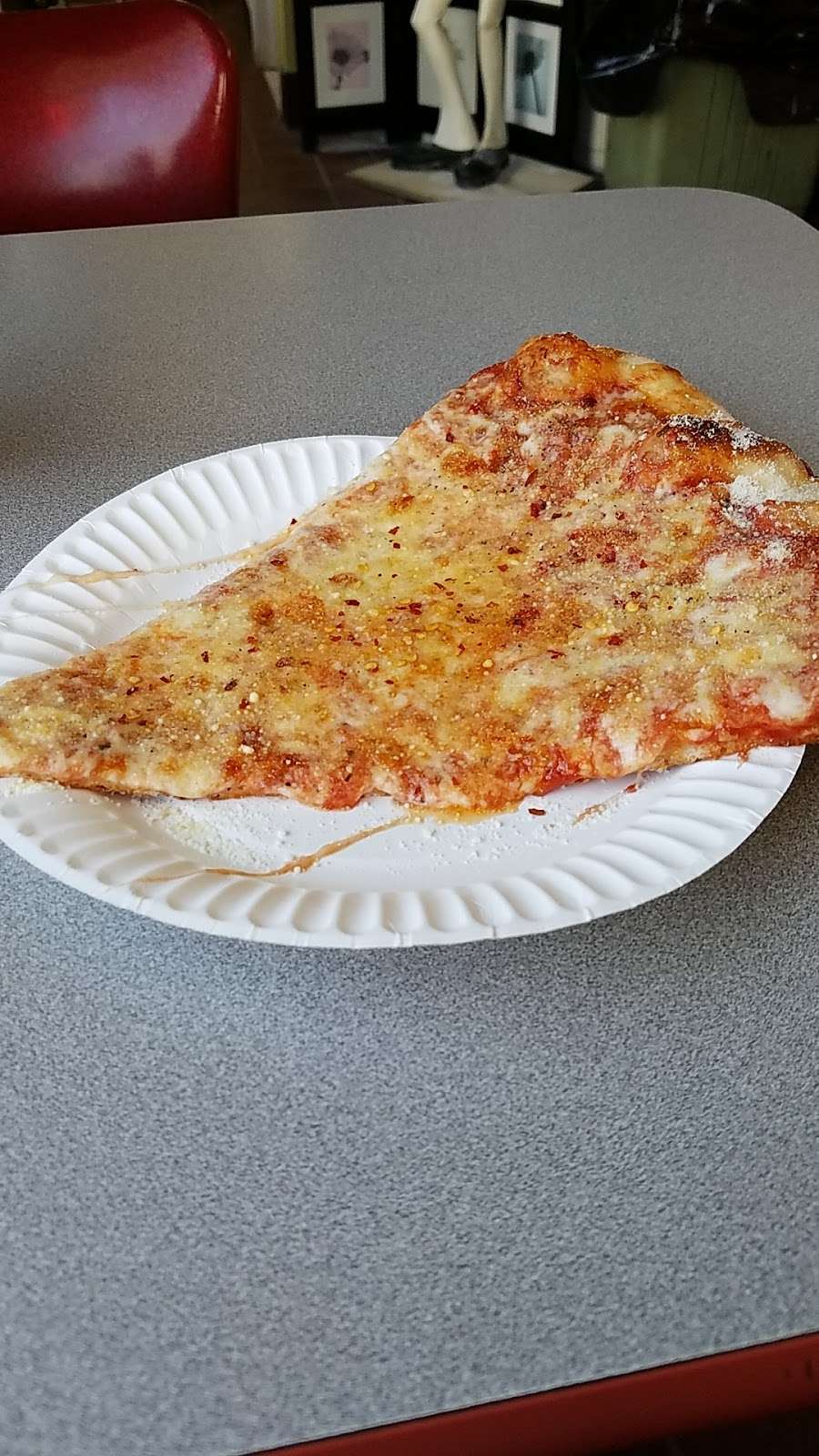 Putnam Lake Pizza | 65 Fairfield Dr, Patterson, NY 12563 | Phone: (845) 279-4100