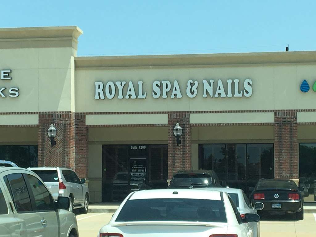 Royal Nails & Spa | 13425 University Blvd, Sugar Land, TX 77479, USA | Phone: (281) 240-0832