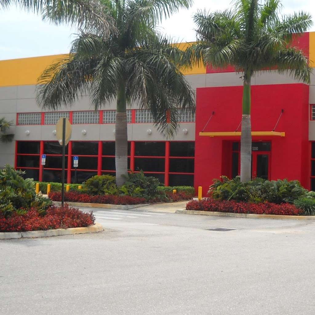 Kelly Tractor Co | 5460 Okeechobee Blvd, West Palm Beach, FL 33417, USA | Phone: (561) 683-1231