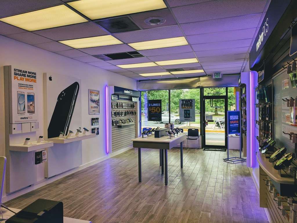 Metro by T-Mobile | 9105 All Saints Rd Ste A-2, Laurel, MD 20723 | Phone: (240) 360-4825