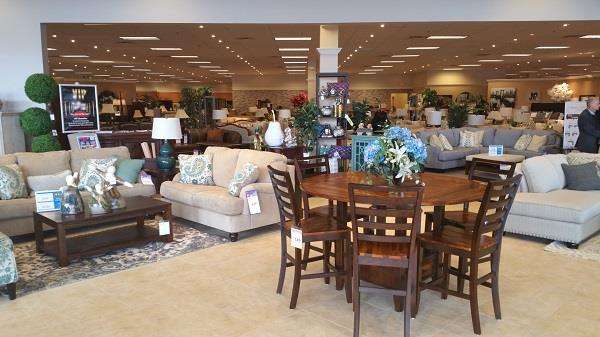 Value City Furniture | 40 E 53rd St, Bayonne, NJ 07002, USA | Phone: (201) 436-2000