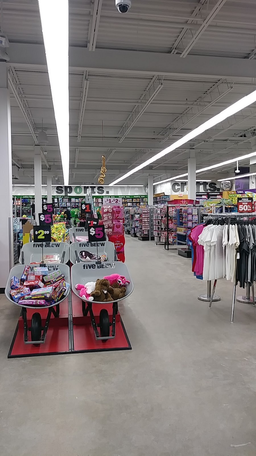 Five Below | 1334 Park St, Stoughton, MA 02072, USA | Phone: (781) 344-4786