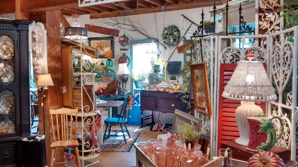 Simply Charming At The Mill | 11 Mill St, Wyoming, DE 19934, USA | Phone: (302) 697-6100
