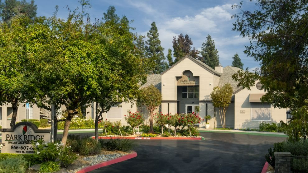 Park Ridge Apartment Homes | 8680 N Glenn Ave, Fresno, CA 93711, USA | Phone: (833) 208-9470