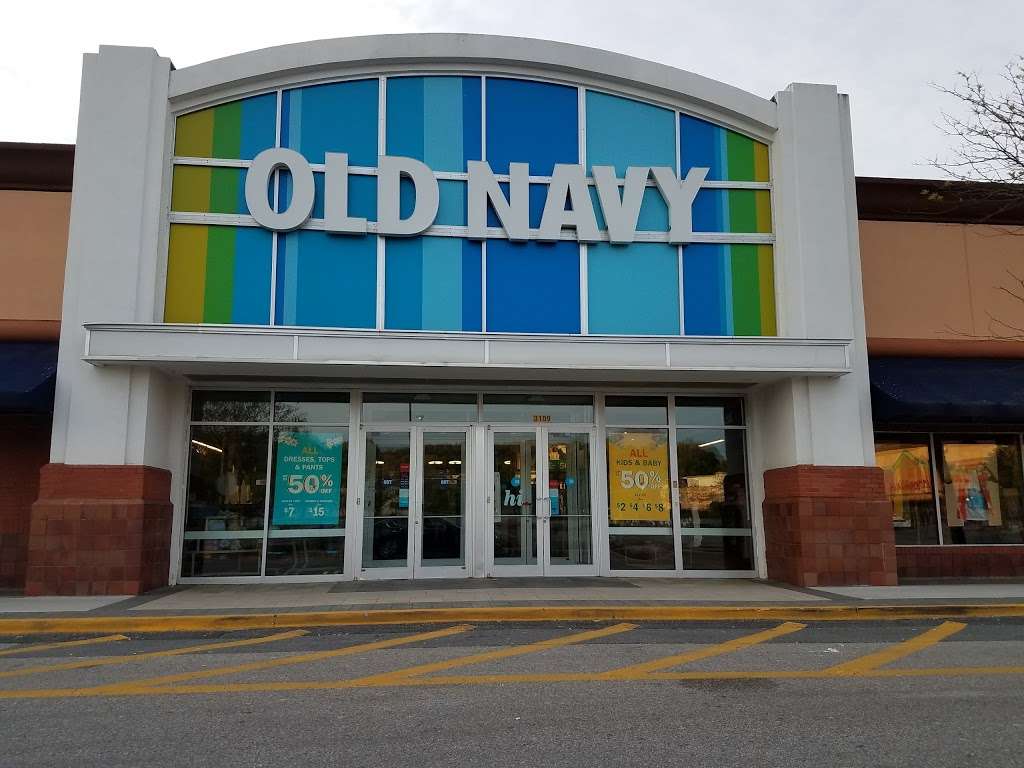 Old Navy | 3131 E Main St, Mohegan Lake, NY 10547 | Phone: (914) 526-4440