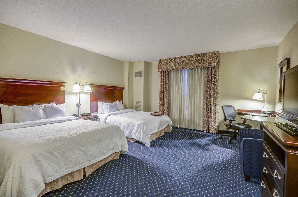 Hampton Inn & Suites Washington-Dulles International Airport | 22700 Holiday Park Dr, Sterling, VA 20166 | Phone: (703) 537-7800