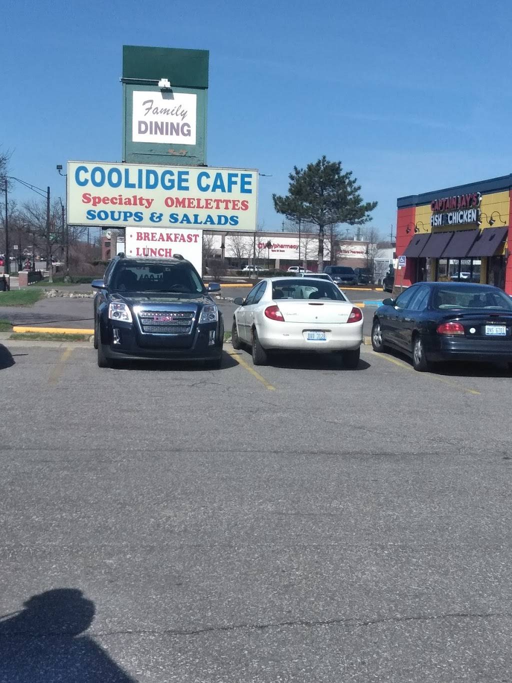 Coolidge Cafe | 13400 W Nine Mile Rd, Oak Park, MI 48237, USA | Phone: (248) 541-5929