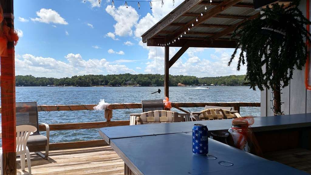 Terrys Marina | 14131 Pine Harbor Rd, Charlotte, NC 28278, USA | Phone: (704) 588-0418