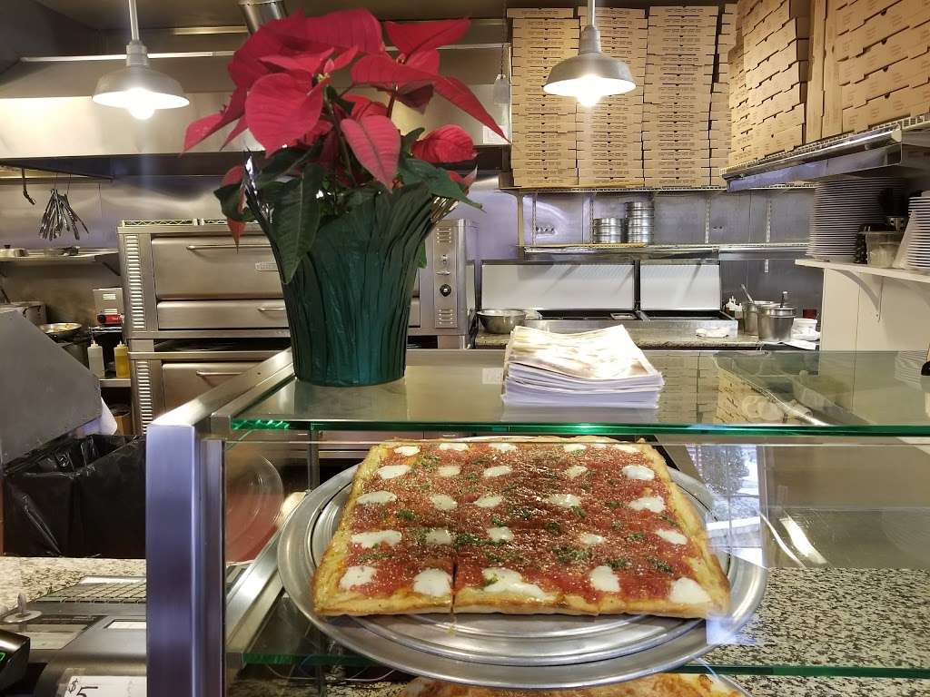 DiMarias Pizza & Italian Kitchen | 1183 Erbs Quarry Rd, Lititz, PA 17543, USA | Phone: (717) 208-6028