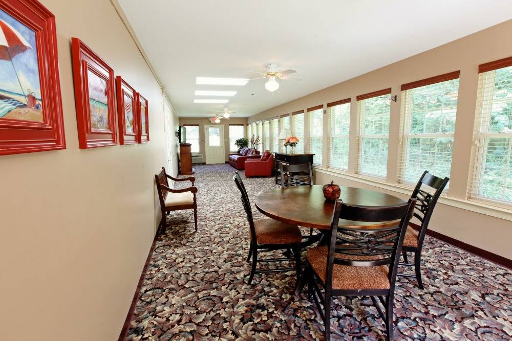 Commonwealth Senior Living at Kilmarnock | 460 S Main St, Kilmarnock, VA 22482, USA | Phone: (804) 435-9896