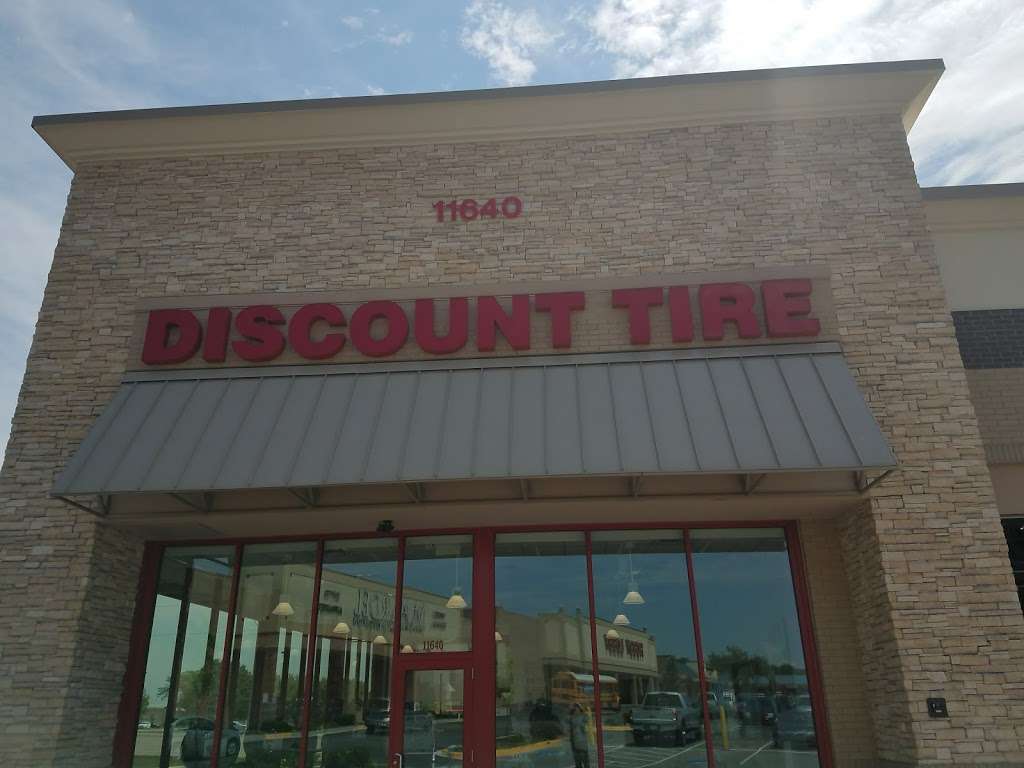 Discount Tire | 11640 Metcalf Ave, Overland Park, KS 66210, USA | Phone: (913) 401-0273