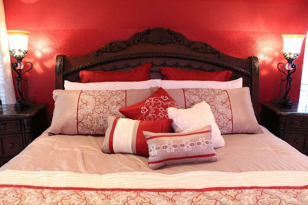 Maple Creek Bed and Breakfast | 519 E Hufsmith Rd, Tomball, TX 77375, USA | Phone: (346) 224-3622