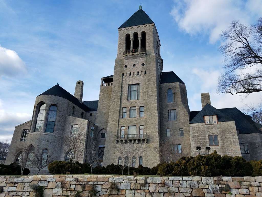 Bryn Athyn College | 2945 College Dr, Bryn Athyn, PA 19009, USA | Phone: (267) 502-6000