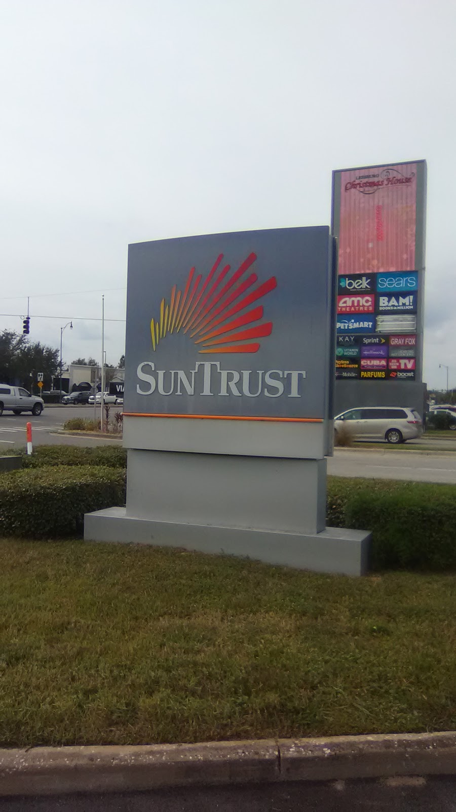 SunTrust | 10415 US-441, Leesburg, FL 34788, USA | Phone: (352) 630-6070