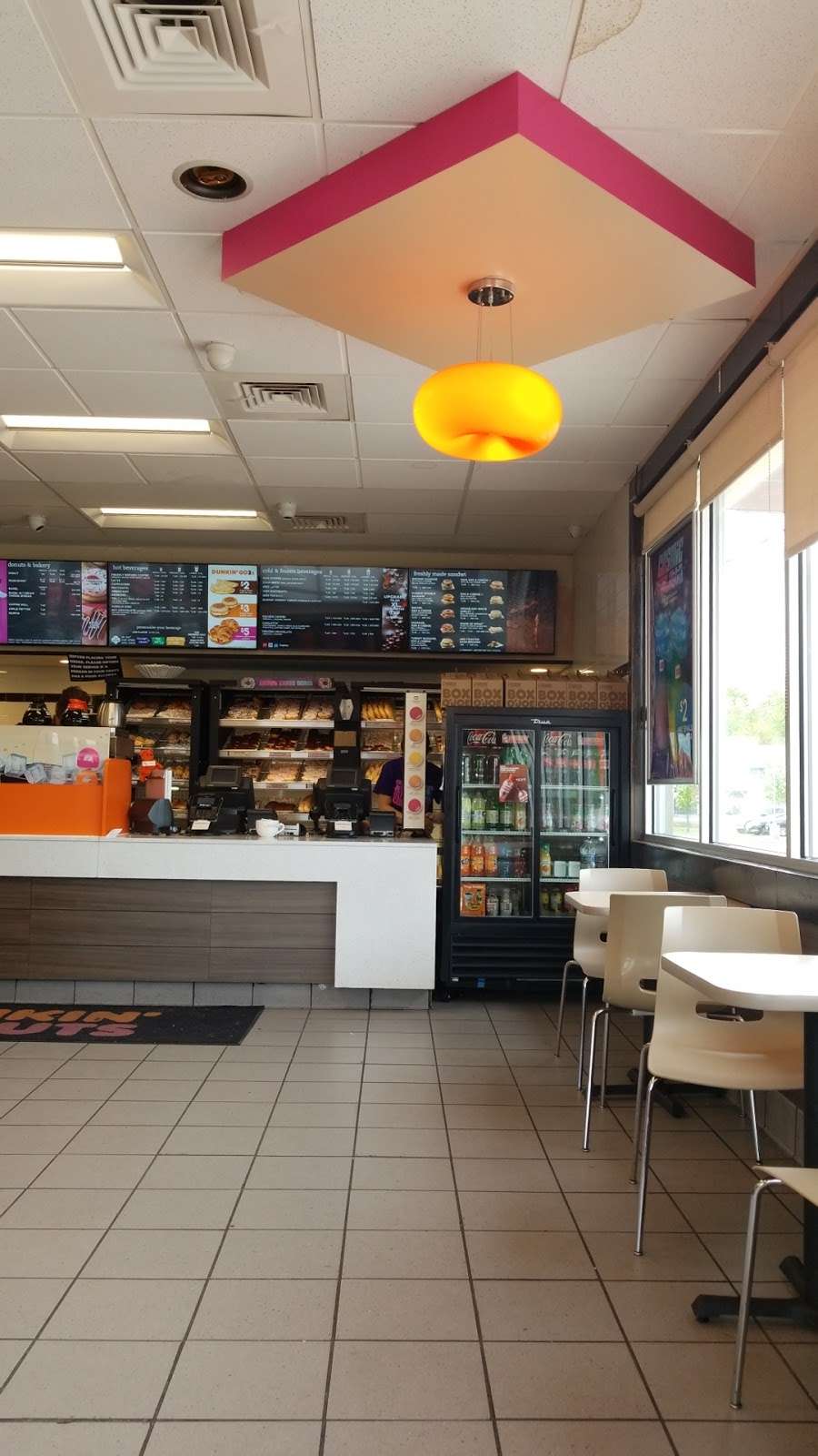 Dunkin Donuts | 246 N Courtland St, East Stroudsburg, PA 18301 | Phone: (570) 422-1150