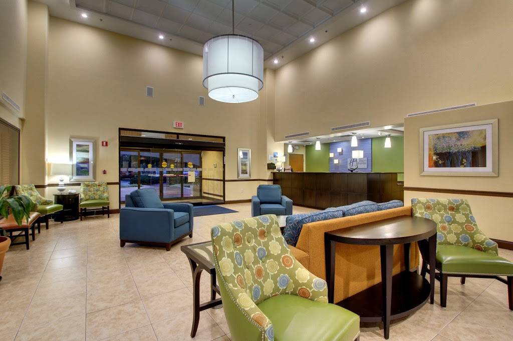 Holiday Inn Express & Suites Jacksonville SE- Med Ctr Area | 4791 Windsor Commons Ct, Jacksonville, FL 32224, USA | Phone: (904) 421-7000