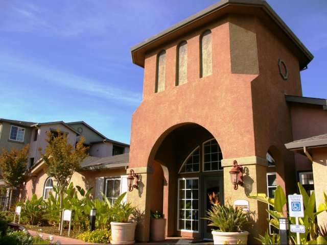 Sterling Village Apartment | 88 Valle Vista Ave, Vallejo, CA 94590, USA | Phone: (844) 867-4052
