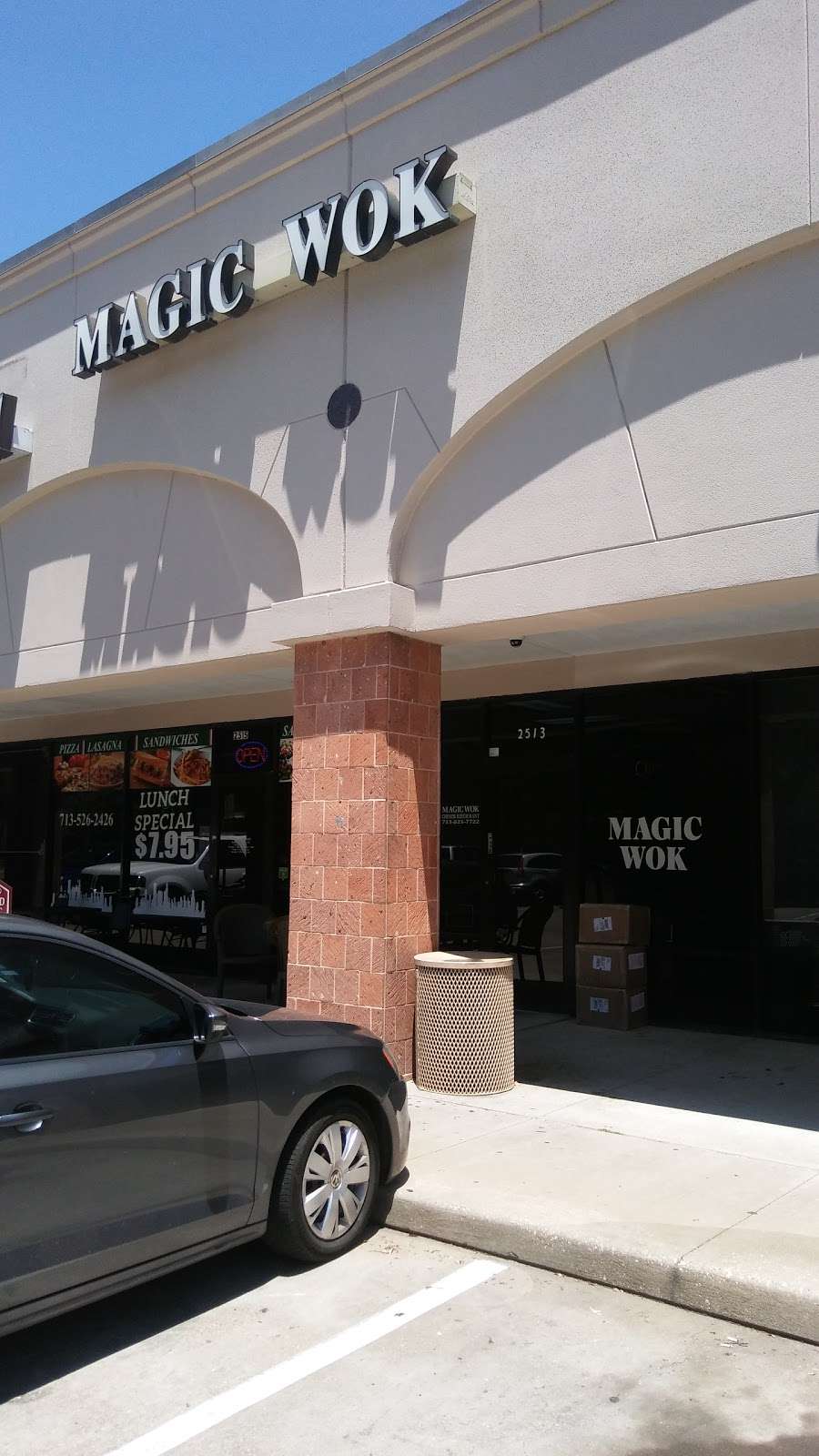 Magic Wok | 1605, 2513 Bagby St, Houston, TX 77006, USA | Phone: (713) 521-7722