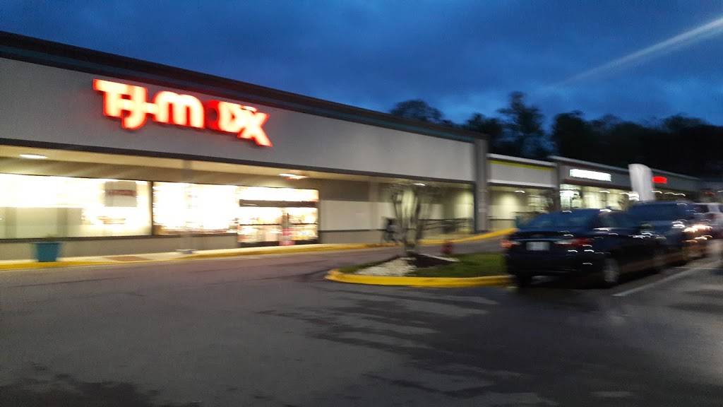 T.J. Maxx | 4600 Durham-Chapel Hill Blvd, Durham, NC 27707, USA | Phone: (919) 489-6111