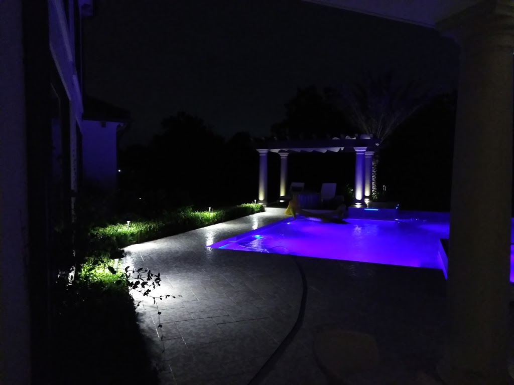 Majestic Landscape Lighting | 938 Kingwood Dr #828, Kingwood, TX 77339, USA | Phone: (281) 896-0880