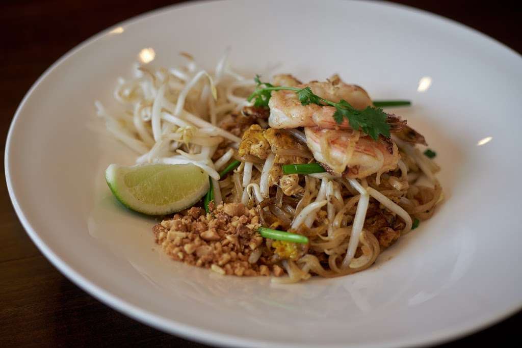 Hot or Not Thai | 4965 Cass St, San Diego, CA 92109, USA | Phone: (619) 369-1688