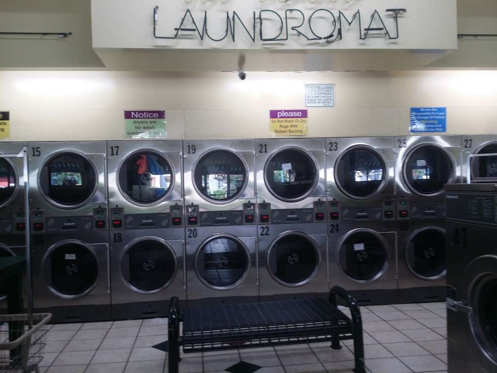 Hi-Tech Laundromat | 2915 The Plaza, Charlotte, NC 28205 | Phone: (704) 338-9779