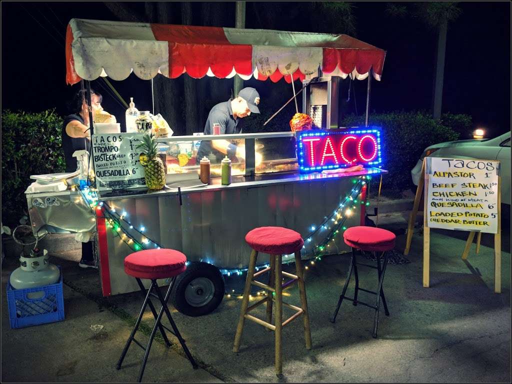Taqueria Quiero Mis Tacos Poncho | 16911 Old Louetta Rd, Houston, TX 77070, USA | Phone: (832) 792-4786