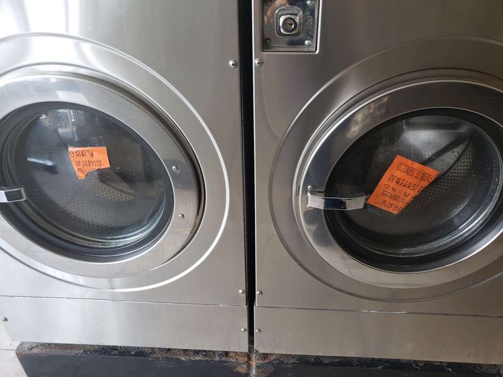 Wishy Wash Laundry Lavanderia | 348 W Arbor Vitae St, Inglewood, CA 90301, USA
