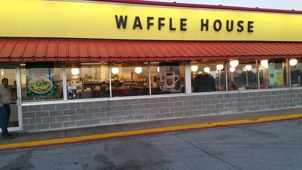 Waffle House | 1501 W Fairmont Pkwy, La Porte, TX 77571, USA | Phone: (281) 842-8081