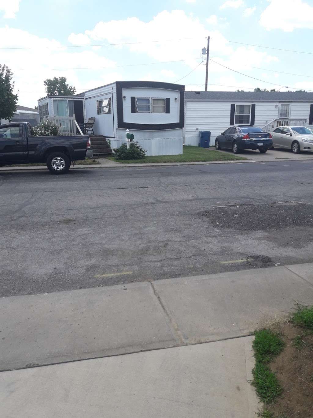 Post Acres Mobile Home Park | 5135 N Post Rd, Indianapolis, IN 46226, USA | Phone: (317) 898-7662