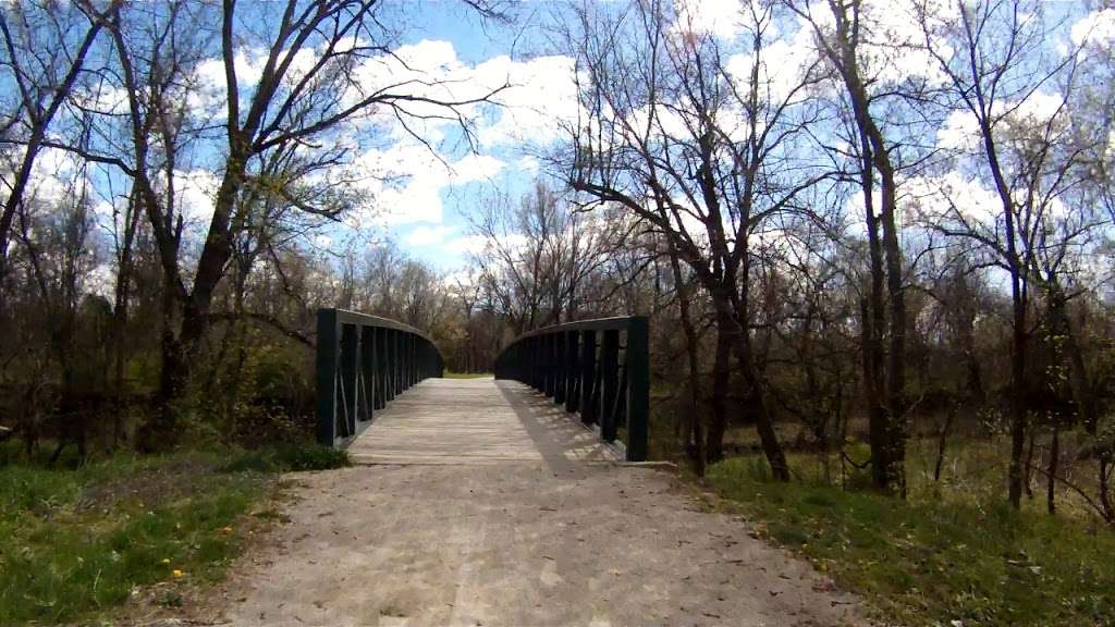 Longview Lake Main Trail Head | 9898 Longview Rd, Kansas City, MO 64134 | Phone: (816) 503-4800