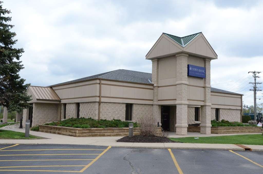 Town Bank | 7998 S Loomis Rd, Wind Lake, WI 53185, USA | Phone: (262) 895-7566