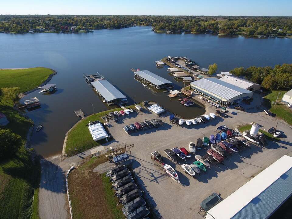 Lake Viking Marine | 2060 Lake Viking Terrace, Gallatin, MO 64640 | Phone: (660) 663-3722