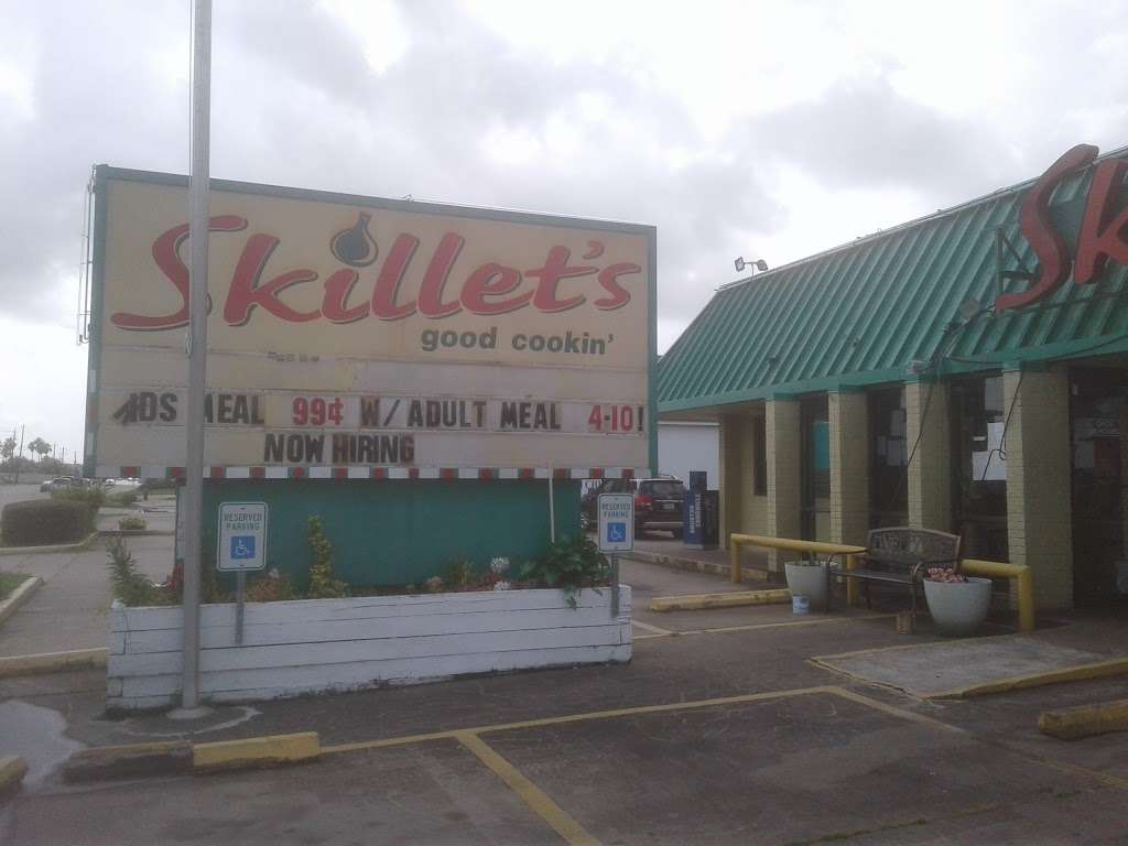 Skillets Restaurant | 6926 Spencer Hwy, Pasadena, TX 77505, USA | Phone: (281) 479-0988