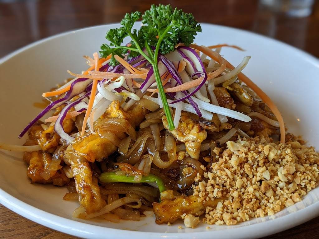 Thai on Main | 117 Main St, Seal Beach, CA 90740, USA | Phone: (562) 598-7030