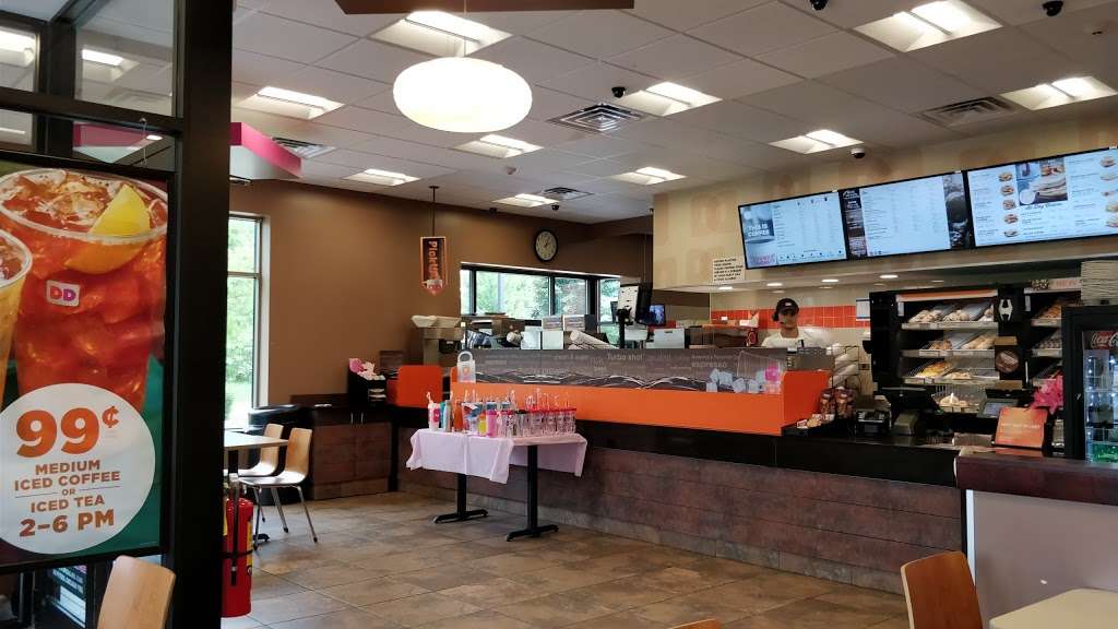 Dunkin Donuts | 3999 75th St, Aurora, IL 60504 | Phone: (630) 499-7313